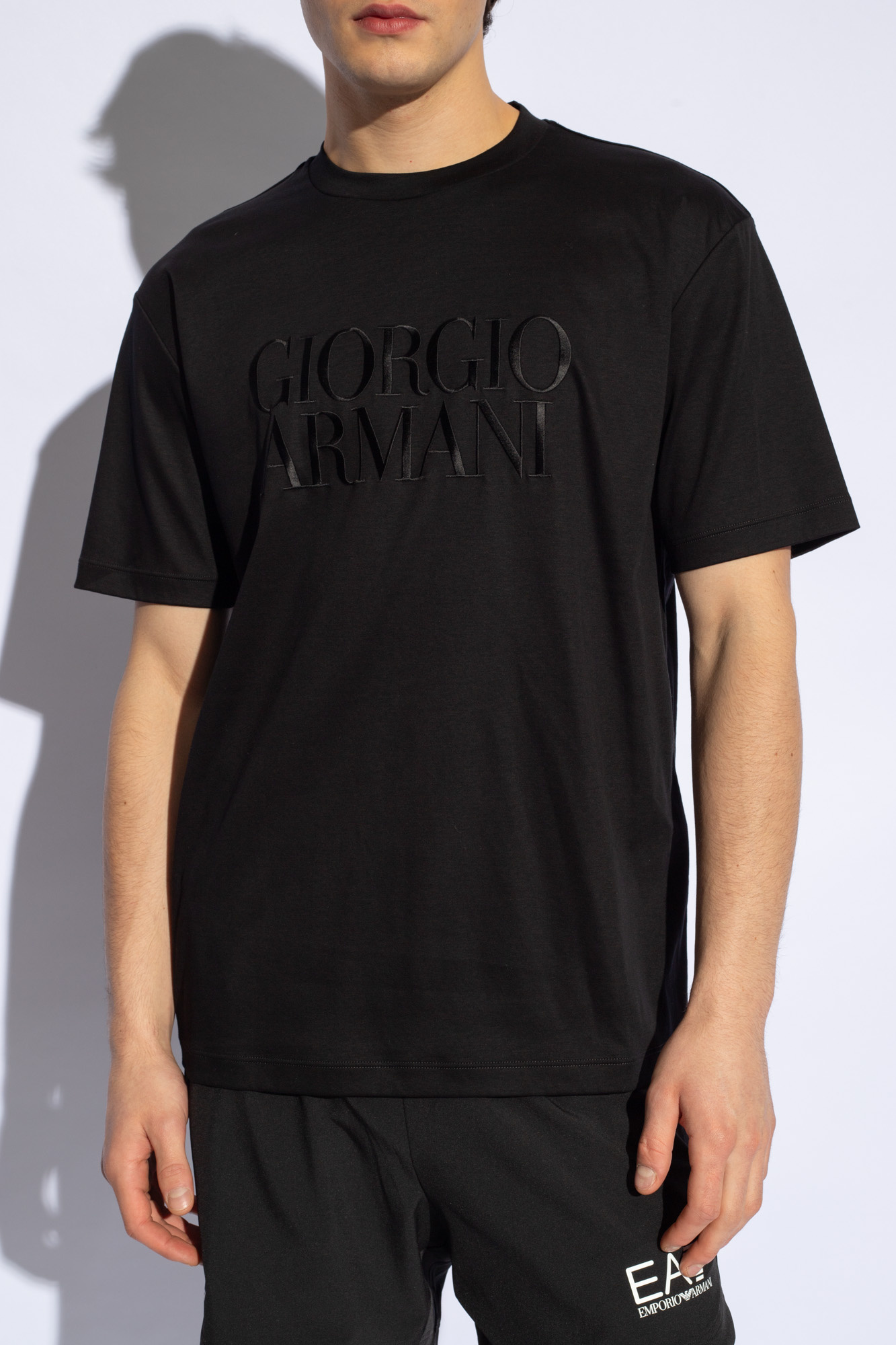 Giorgio Armani T shirt with logo Men s Clothing Vitkac